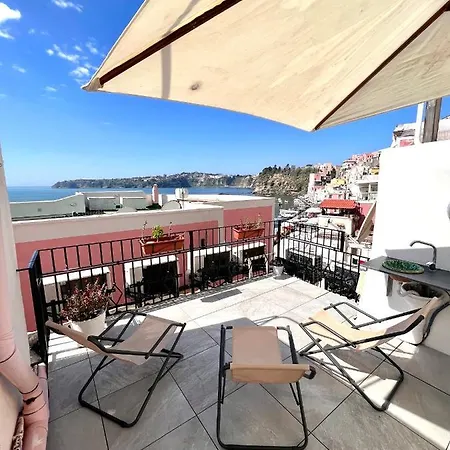 La Terrazza Sul Borgo Villa Procida Exterior photo
